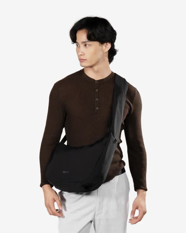 Bash Manila On-The-Go Bag
