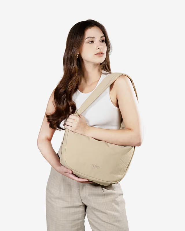 Bash Manila On-The-Go Bag