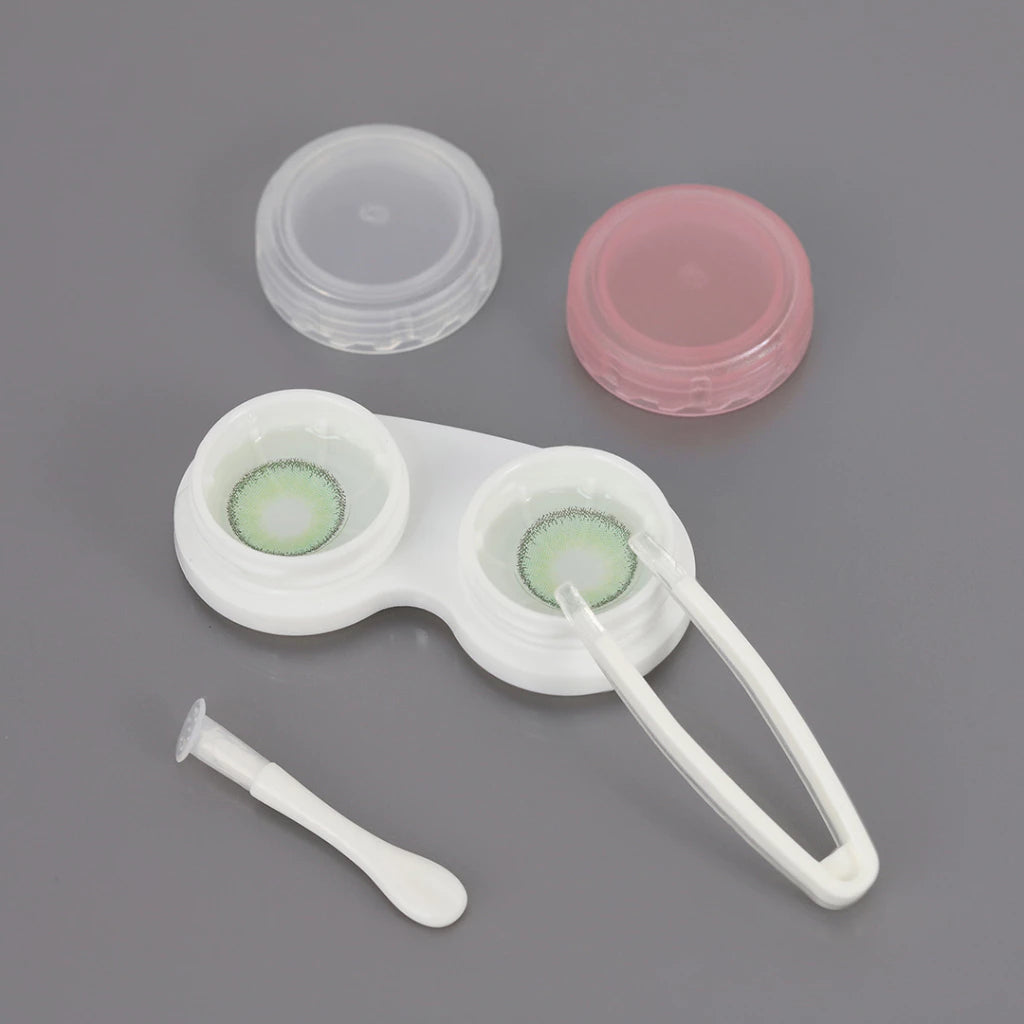 Magister Contact Lens Storage Case with Tweezers